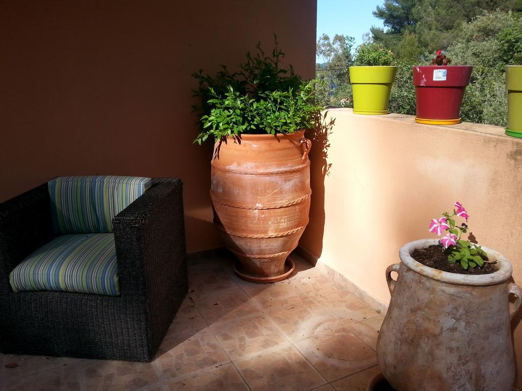 Kanapitsa  Tzaneria Apartments Skiathos מראה חיצוני תמונה